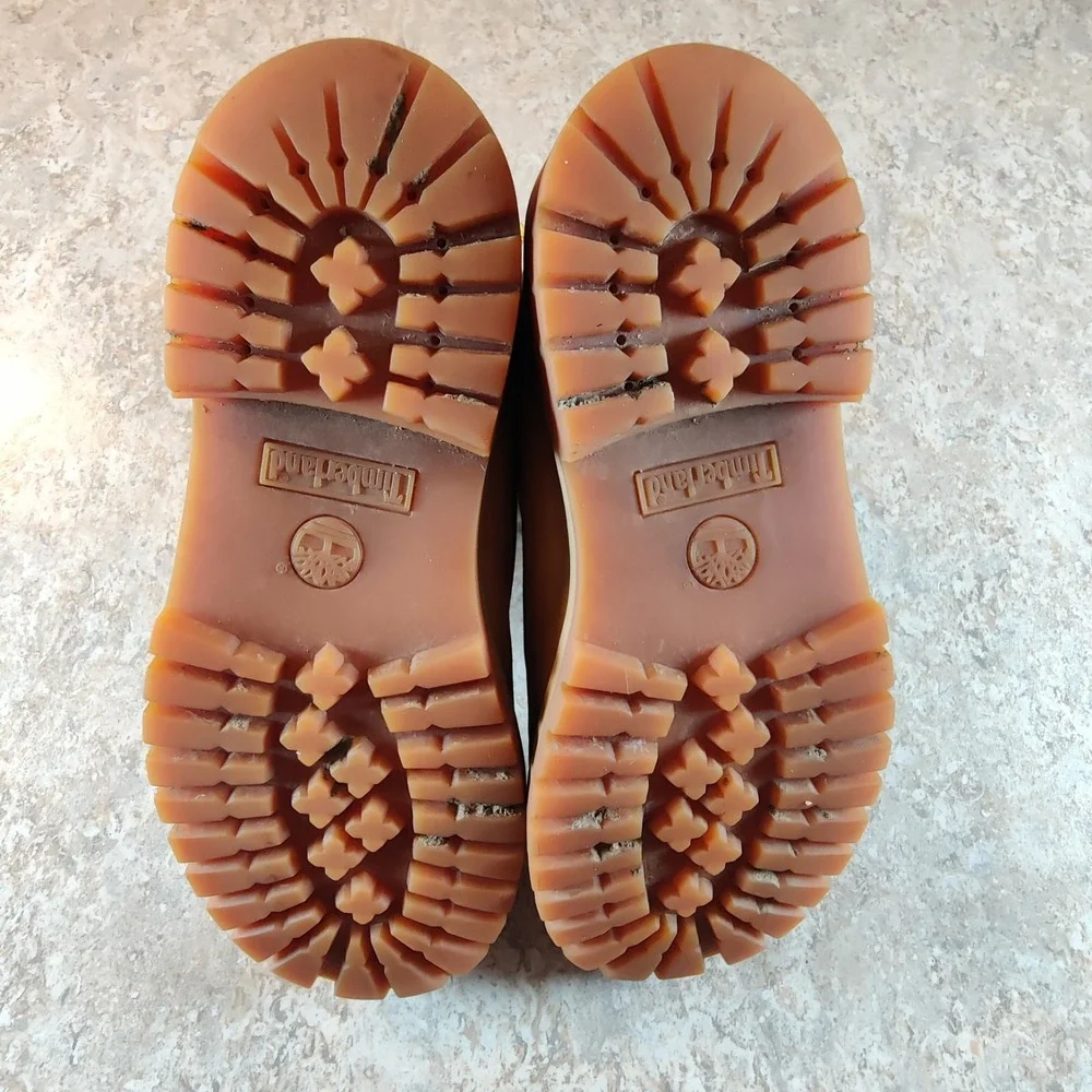 Timberland 6 Inch Leather Waterproof Boots 12909 Wheat Nubuck Youth Size 4‎